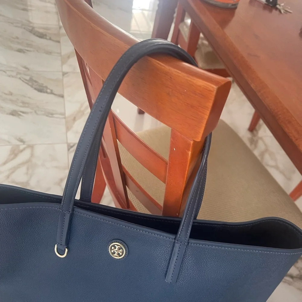 Large Tory  Burch